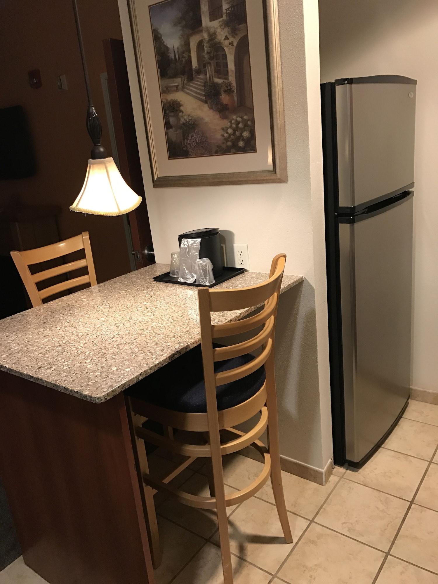 Super 8 By Wyndham Lubbock West Ξενοδοχείο Εξωτερικό φωτογραφία