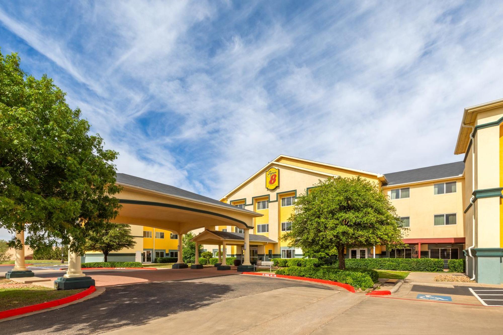 Super 8 By Wyndham Lubbock West Ξενοδοχείο Εξωτερικό φωτογραφία
